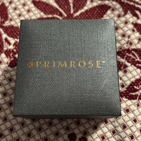 Primrose butterfly necklace and earrings - Picture 5 of 5